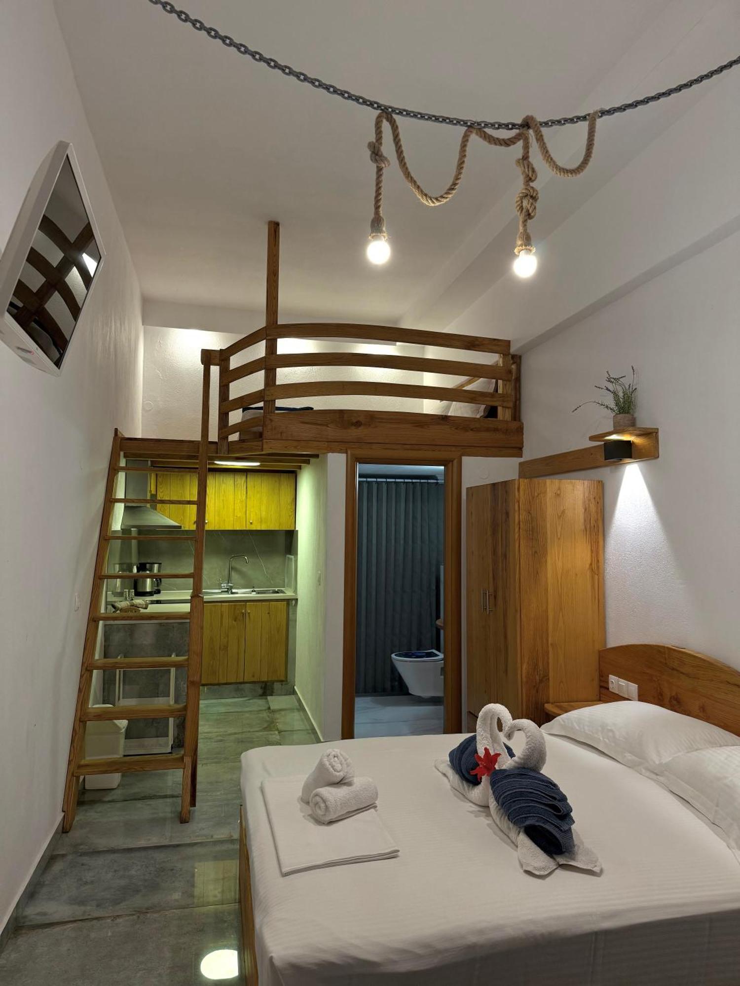 Pinelopi'S House Apartment Porto Koufo Exterior photo